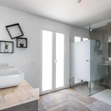 וילה Lovely House Near The